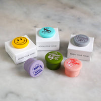 CapaBunga® - Wine Cap Counter Display | Retro Color Wine Caps