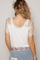 Half lace sleeve v-neck tee