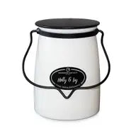 Milkhouse Candle Company - Holly & Ivy